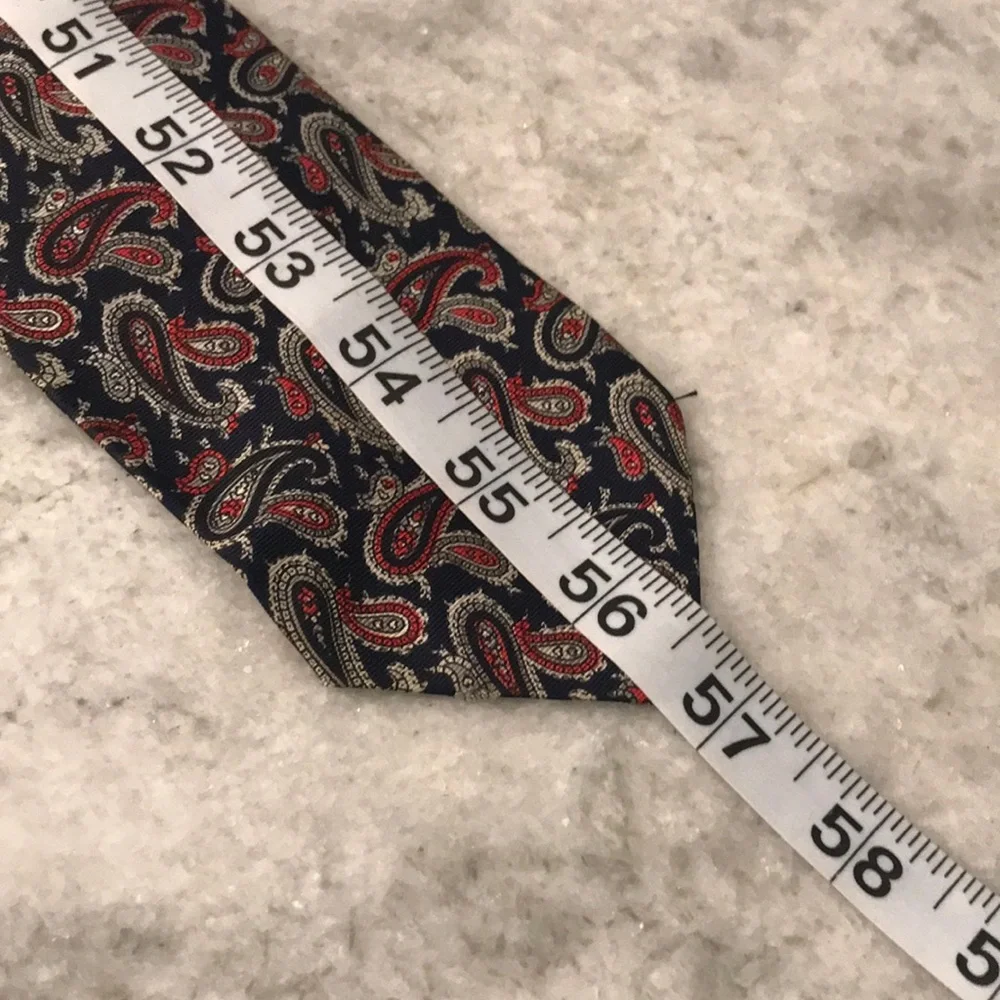 Lord & Taylor Silk Tie Mens Navy Blue Red Paisley Designer Luxury The Mans Shop‎